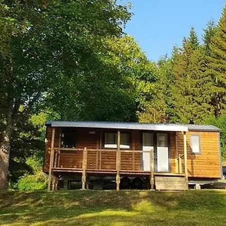 Zecamping 2 Etoiles Avec Animaux Acceptes Et Piscine Chauffee