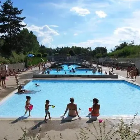 Zecamping 2 Etoiles Avec Animaux Acceptes Et Piscine Chauffee 2* Saint-Didier-en-Velay