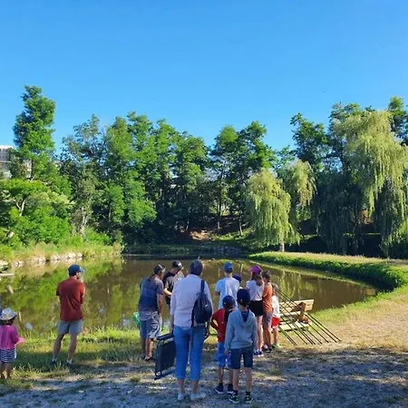 Campsite Zecamping 2 Etoiles Avec Animaux Acceptes Et Piscine Chauffee 2*