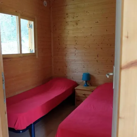 Campsite Zecamping 2 Etoiles Avec Animaux Acceptes Et Piscine Chauffee Saint-Didier-en-Velay