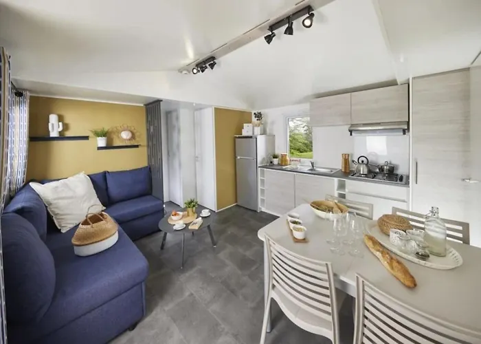 Zecamping 2 Avec Animaux Acceptes Et Piscine Chauffee